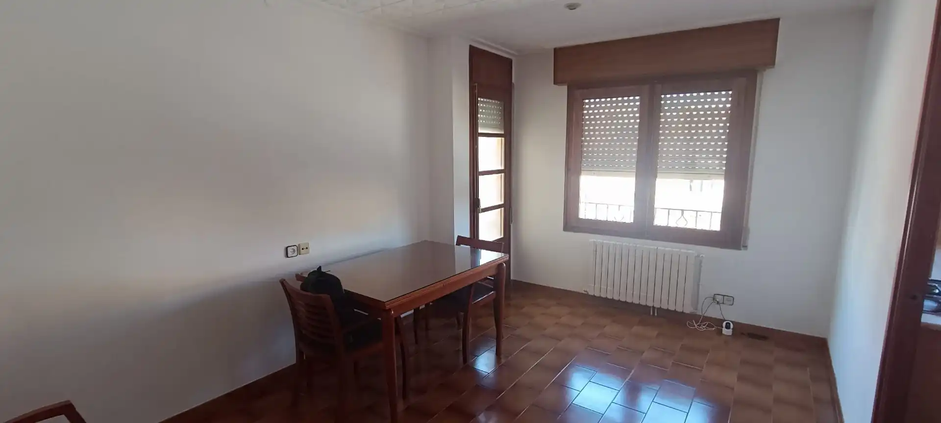 Comedor de Piso en venta en Sant Celoni con Calefacción, Terraza y Horno