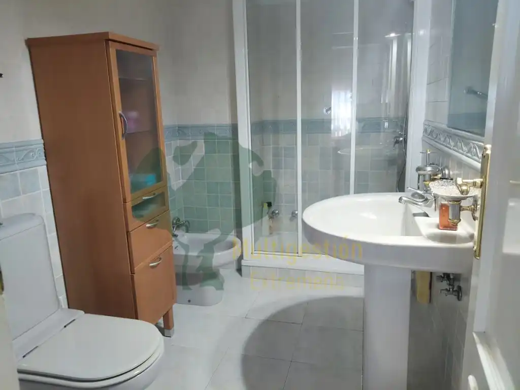 Baño de Piso en venta en Cáceres