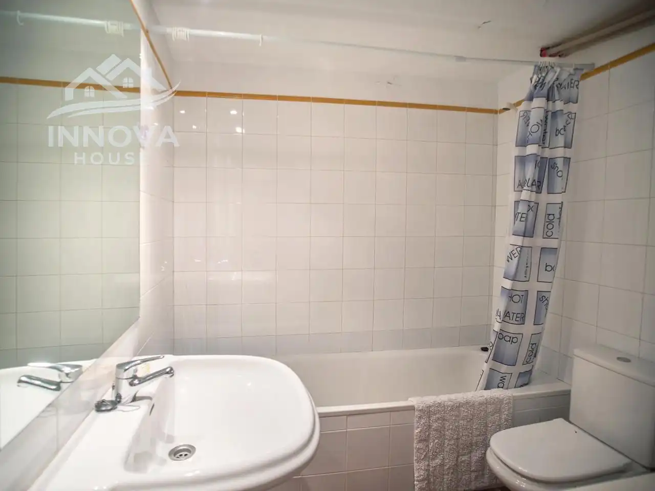 Baño de Piso para compartir en Segovia con Calefacción, Jardín privado y Amueblado