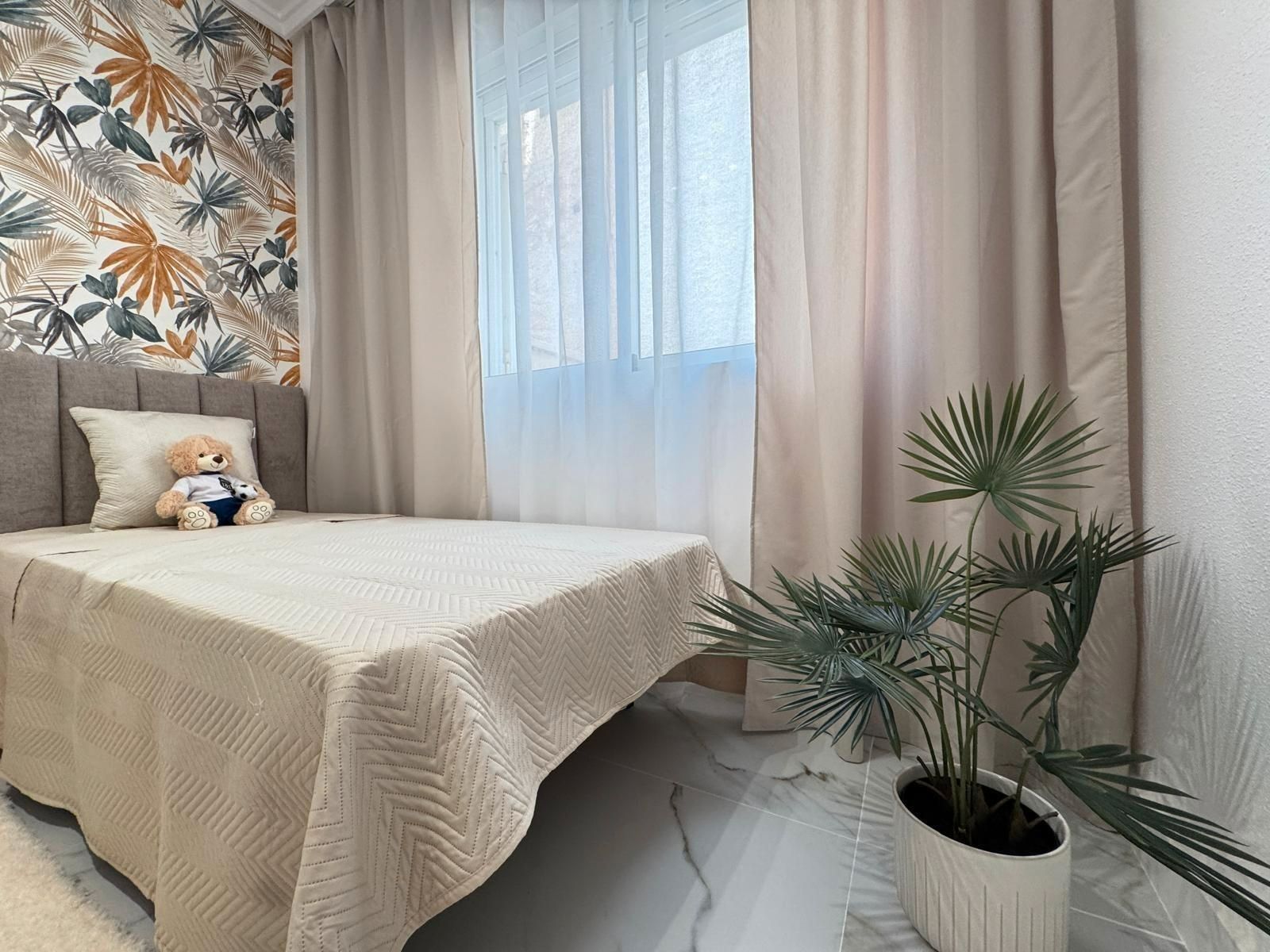 Bedroom of Flat for sale in Torrevieja  with Air Conditioner and Furnished