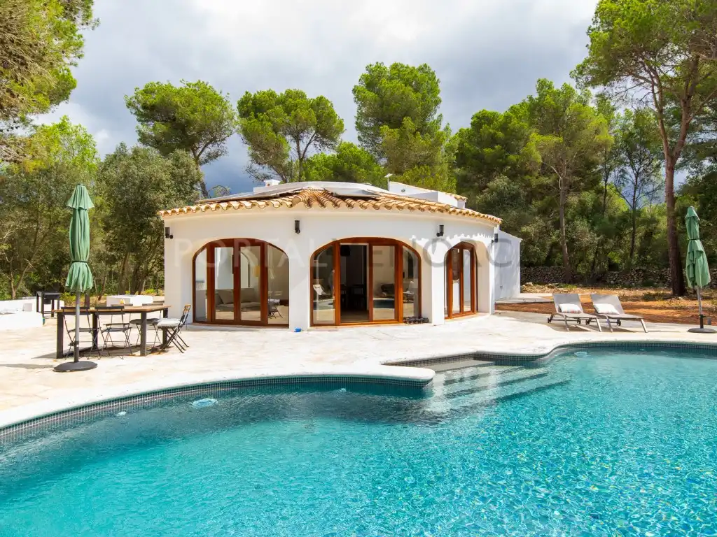 Vista exterior de Finca rústica en venta en Ferreries con Piscina