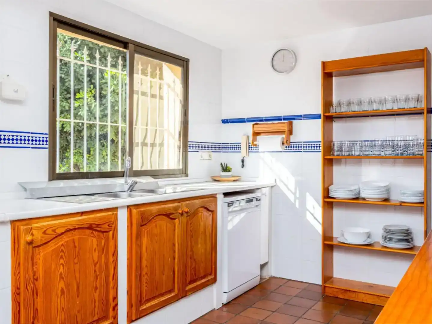 Küche von Wohnung zum Verkauf in Polop mit Klimaanlage, Schwimmbad und Balkon