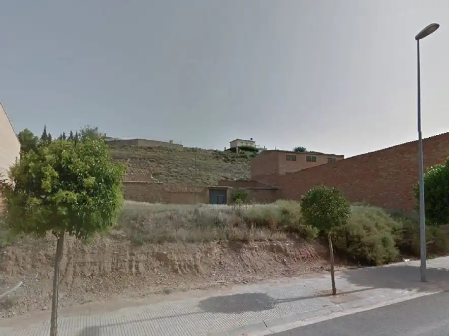 Residential land for sale in calle lleida 64
