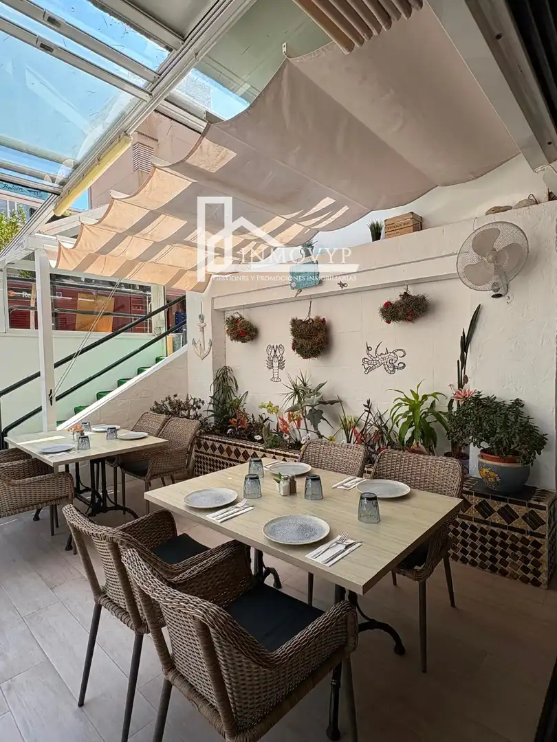 Terrassa de Local en venda en Calvià amb Aire condicionat, Terrassa i Moblat