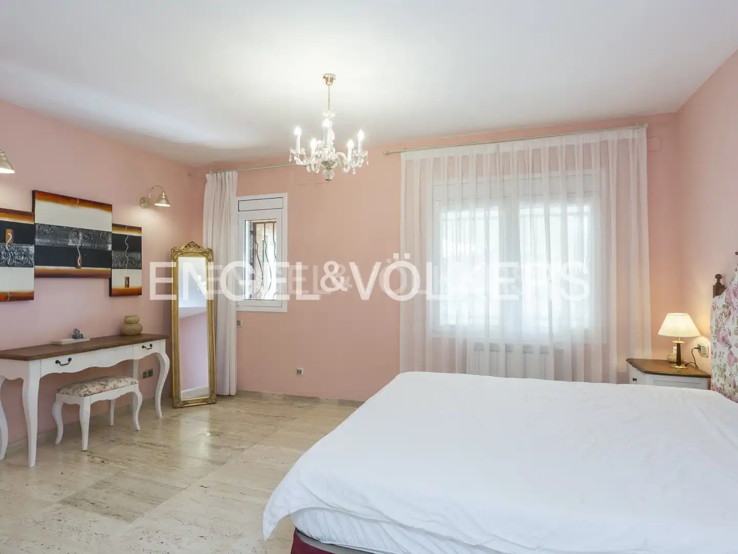 Habitación de Casa o chalet en venta en El Vendrell con Aire acondicionado, Calefacción y Jardín privado