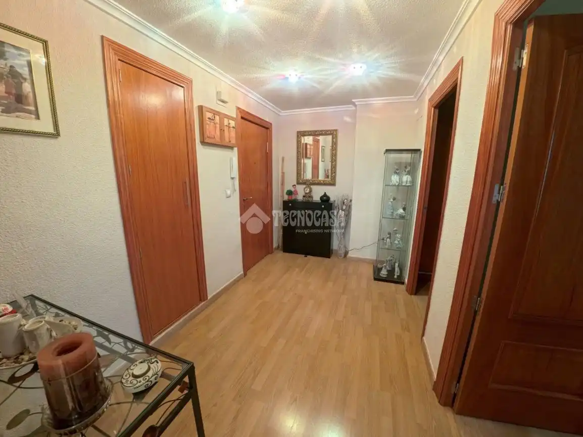 Piso en venta en Alicante / Alacant