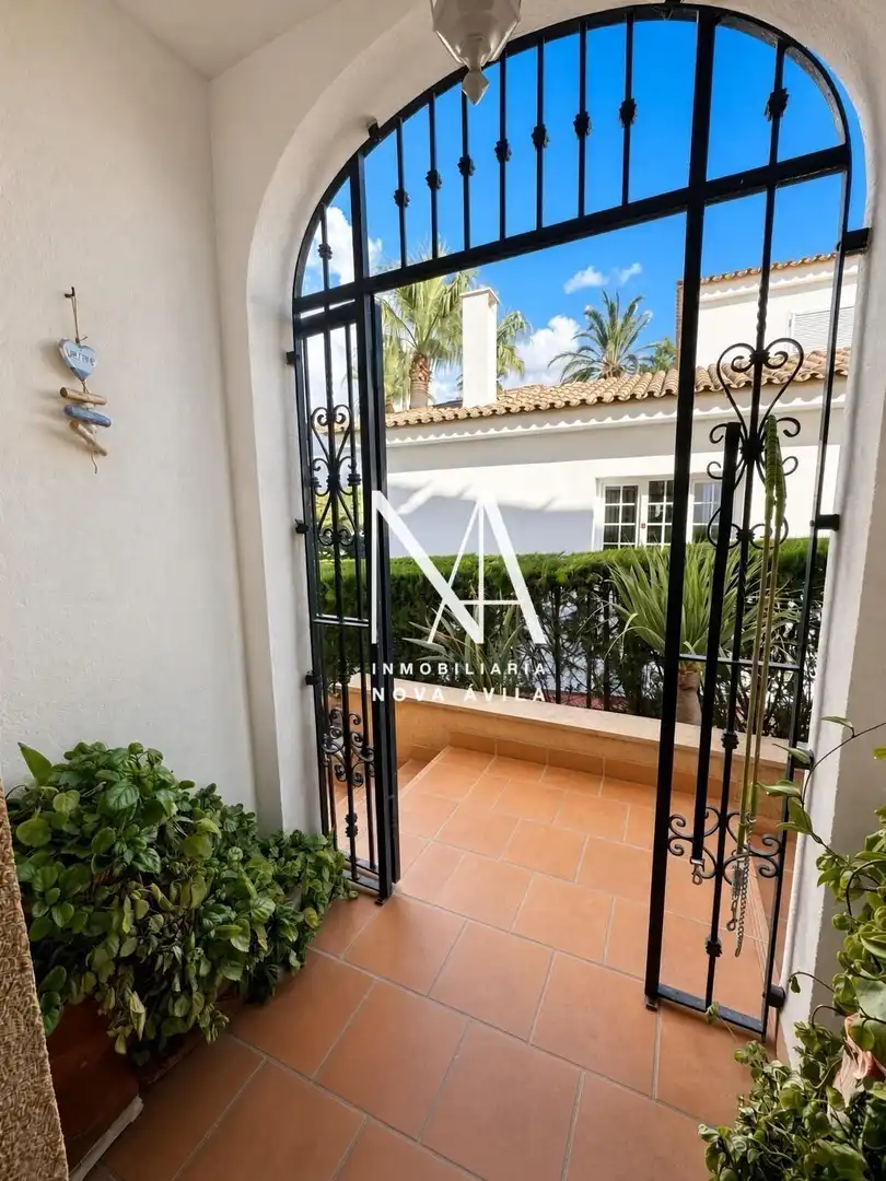 Semi-detached house with pool for sale in Ses Palmeres, imagen 18
