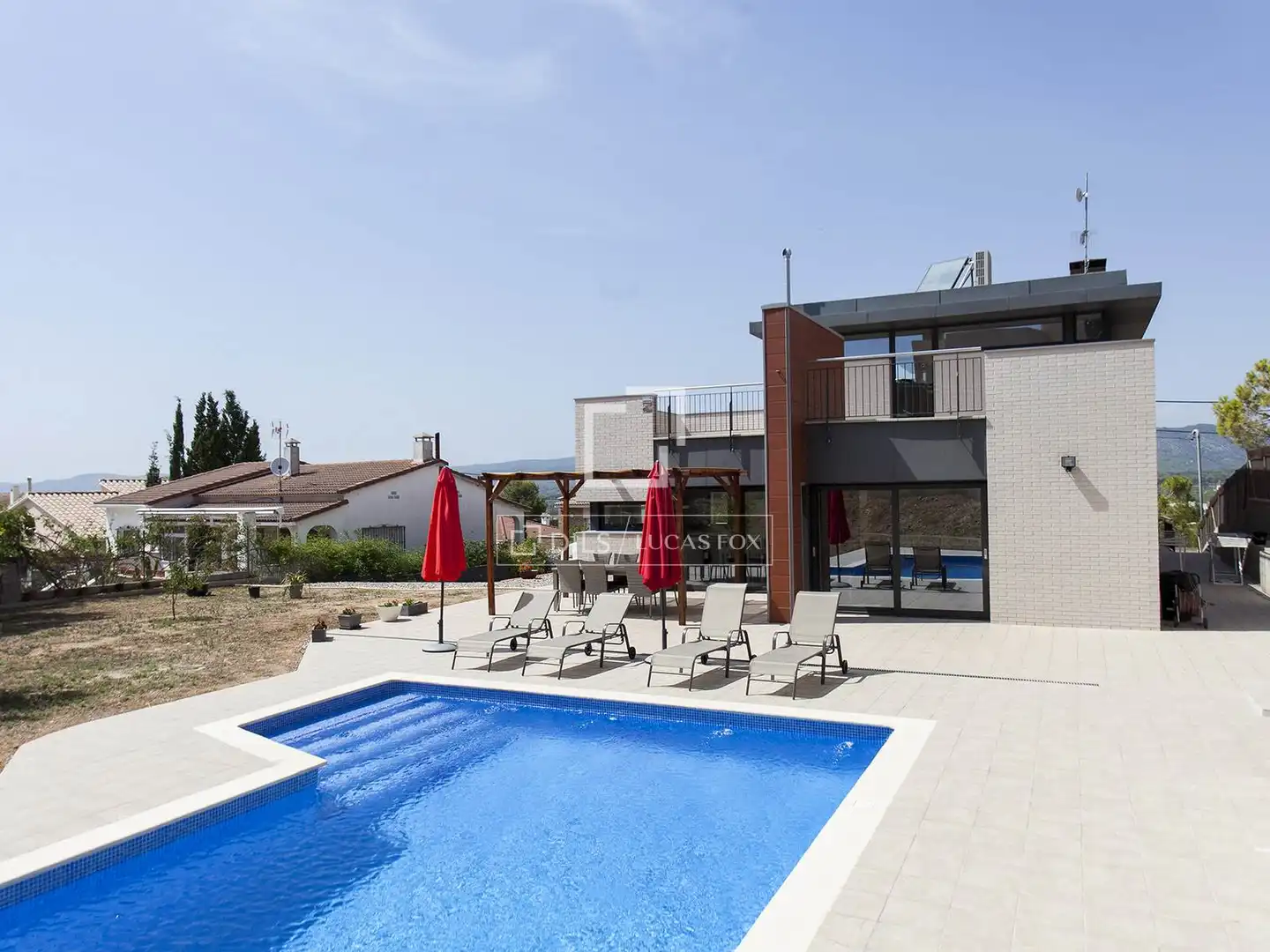 Piscina de Casa o xalet en venda en Sant Pere de Ribes amb Aire condicionat, Jardí privat i Parquet