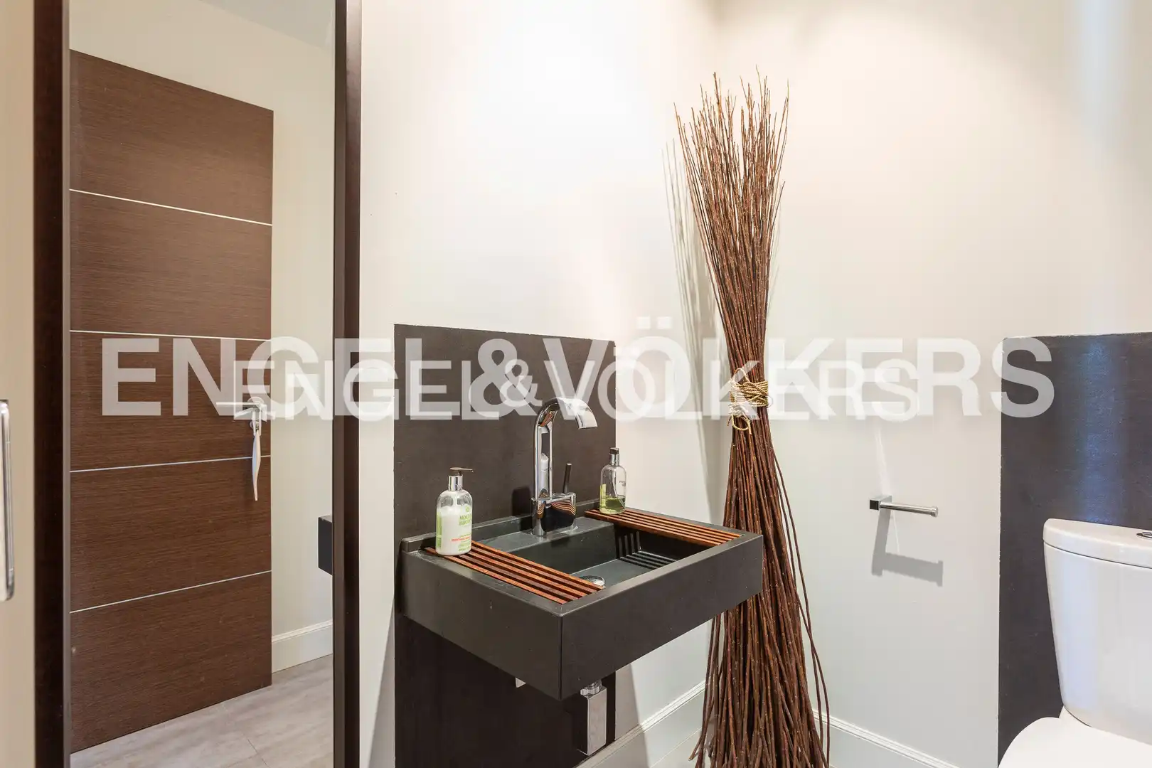 Bathroom of Houses for rent in Boadilla del Monte  with Air Conditioner, Heating and Private garden