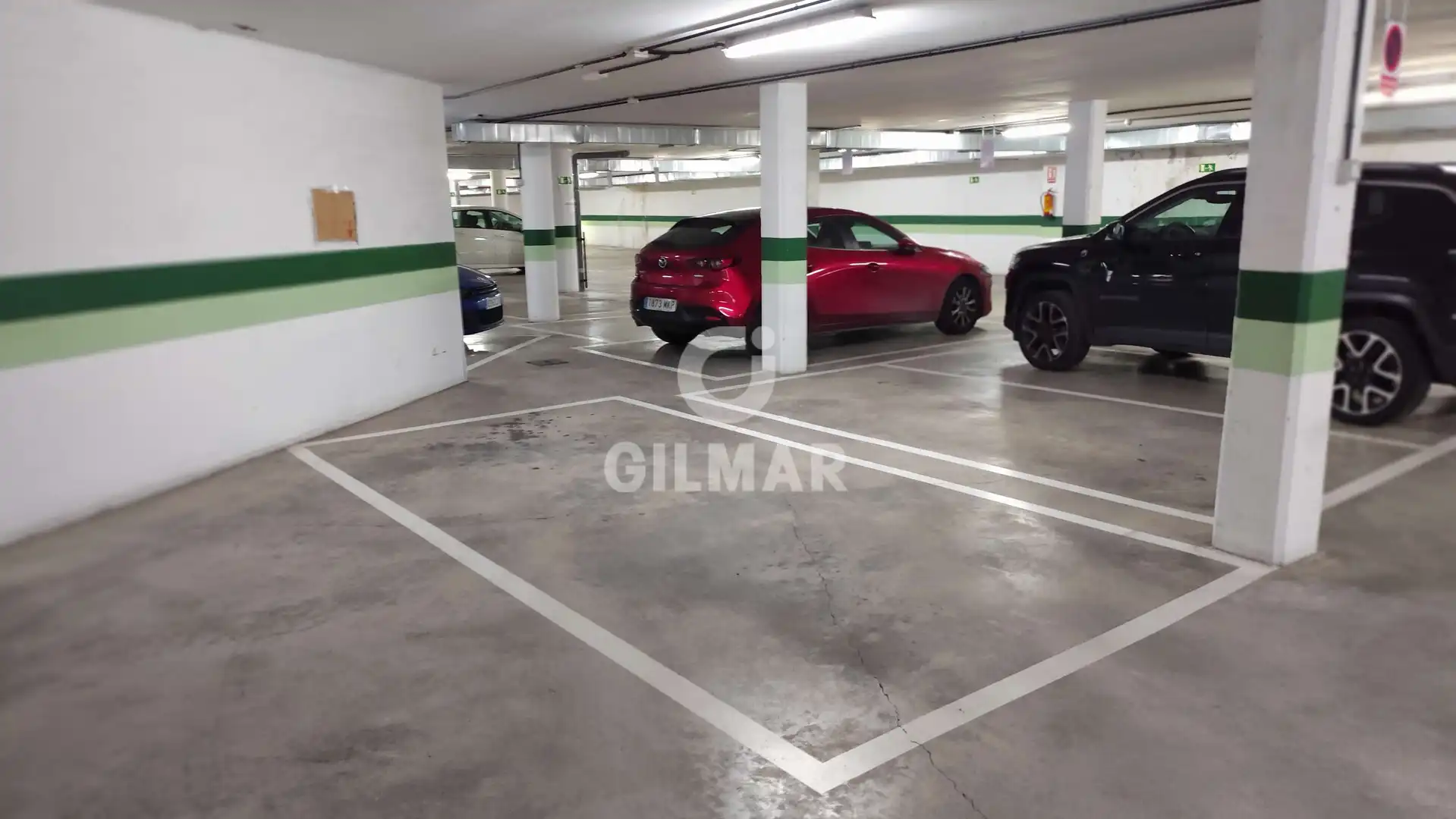 Parking de Oficina en venta en Pozuelo de Alarcón con Calefacción
