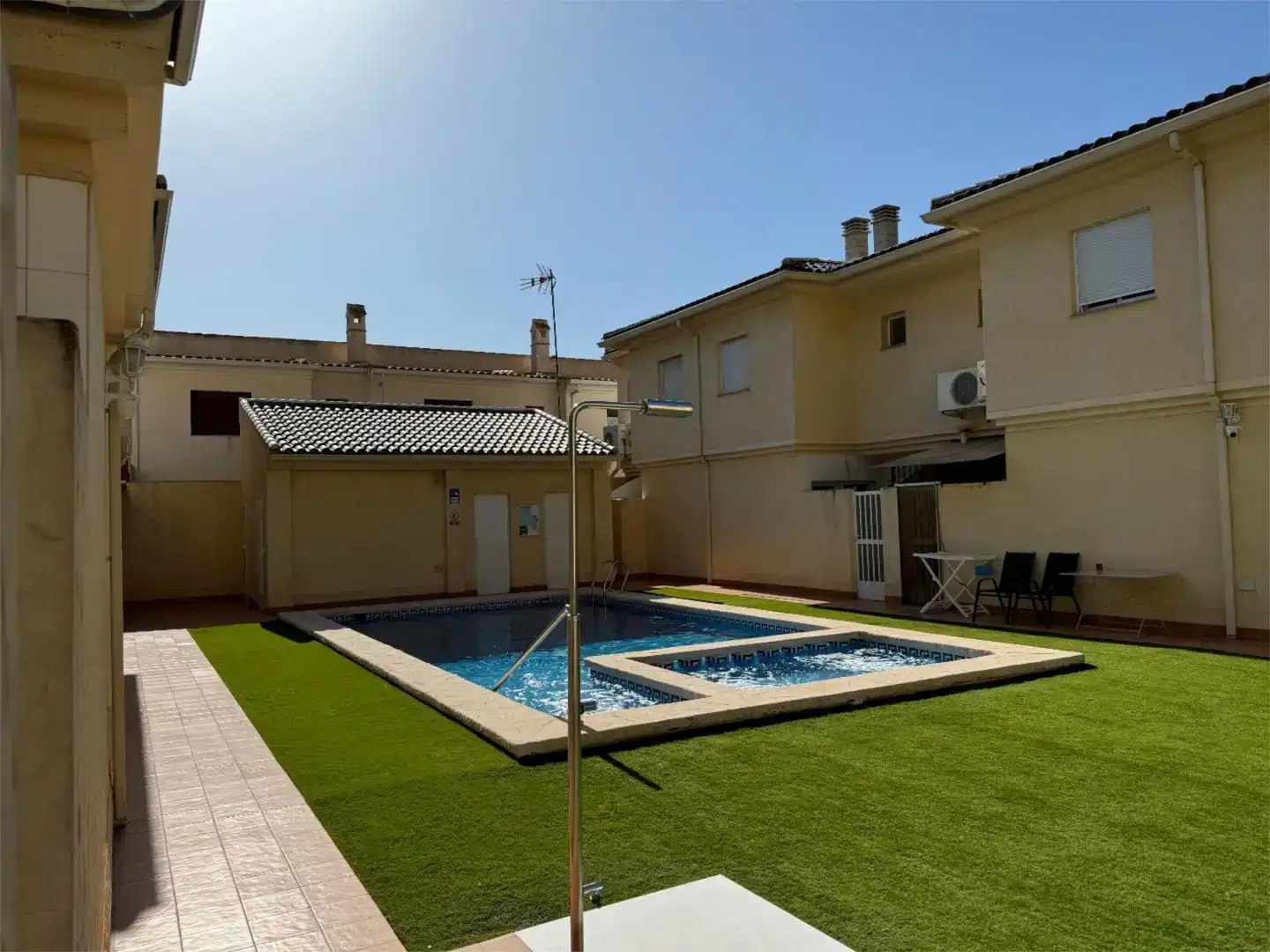 Piscina de Dúplex en venda en Redován amb Aire condicionat, Jardí privat i Traster