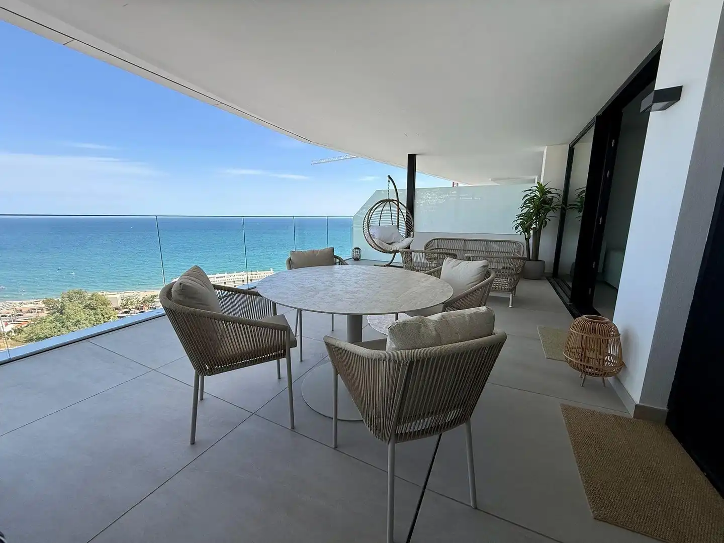 Apartamento con piscina en venta en Las Gaviotas  - Carvajal, imagen 2