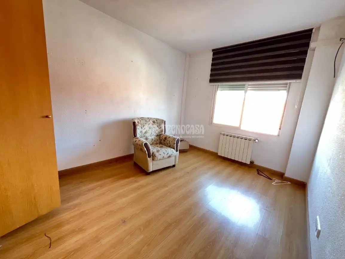 Casa aparellada en venda a Loeches, imagen 17