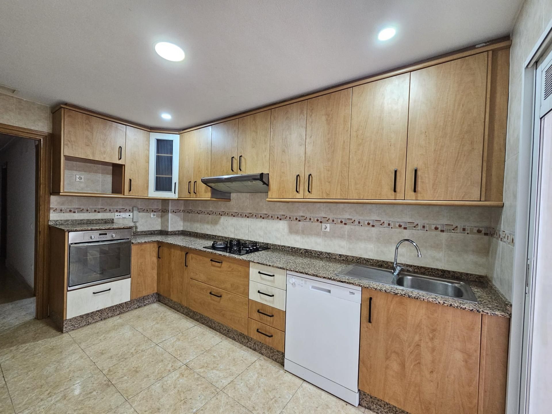 Kitchen of Planta baja for sale in Elche / Elx