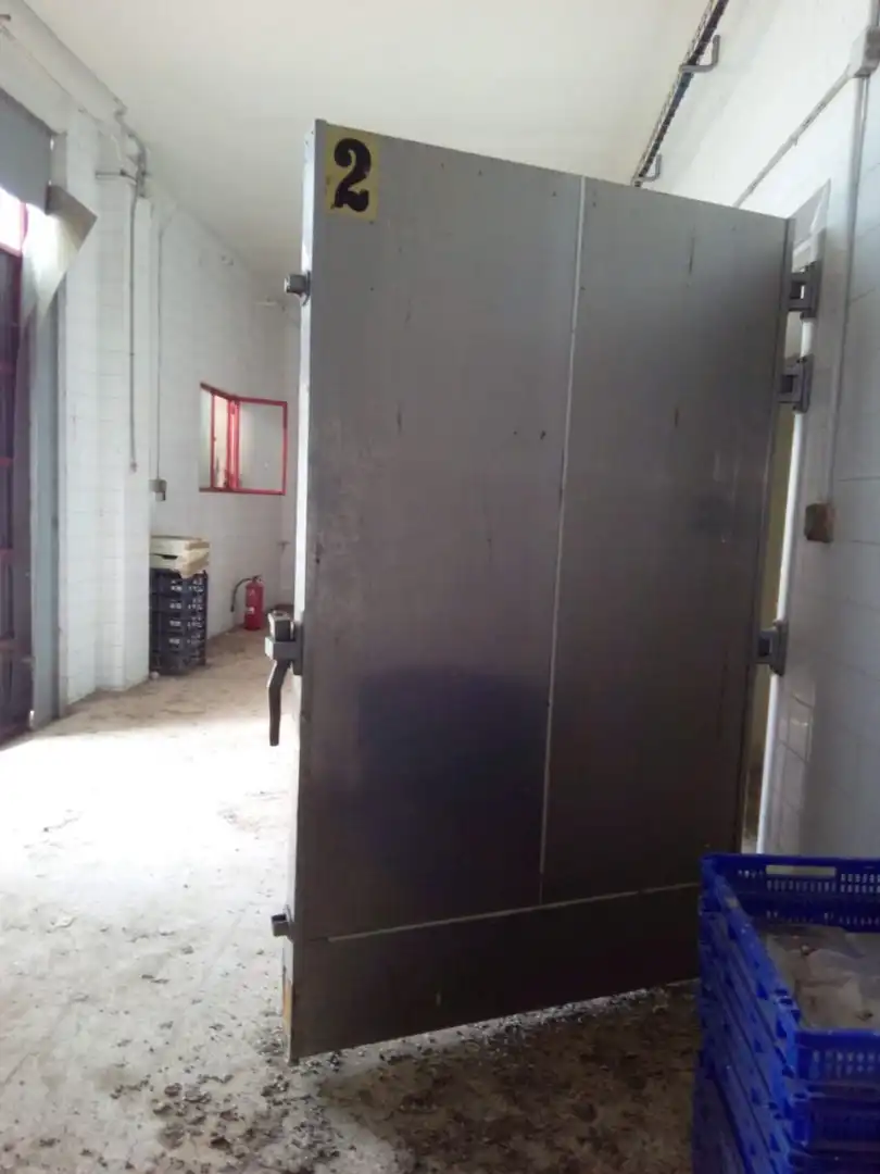 Nau industrial en venda a Caminreal