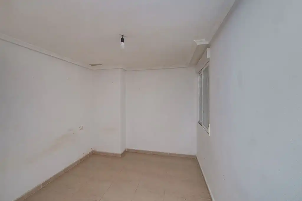 Piso en venta en C/ Bergatín, Avenida Habaneras - Curva de Palangre