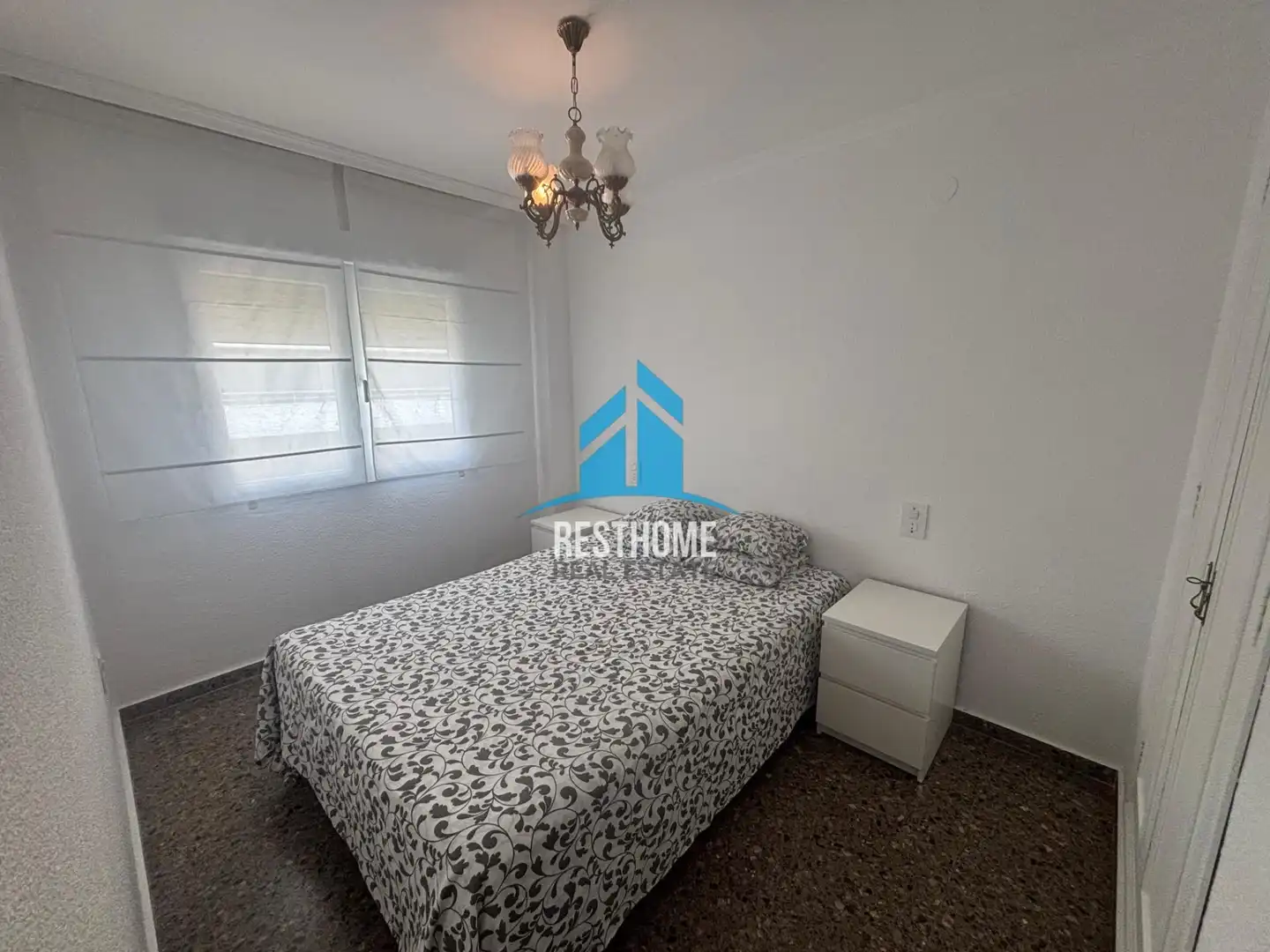 Habitación de Apartamento de alquiler en Cullera con Aire acondicionado, Amueblado y Piscina comunitaria