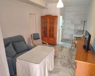 Sala d'estar de Apartament de lloguer en  Sevilla Capital amb Aire condicionat