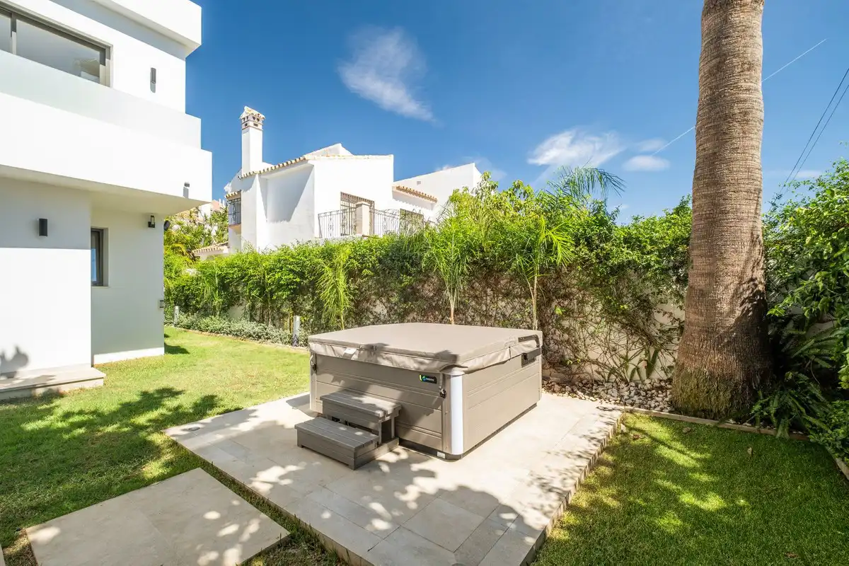 Jardín de Casa o chalet en venta en Marbella con Aire acondicionado, Jardín privado y Terraza