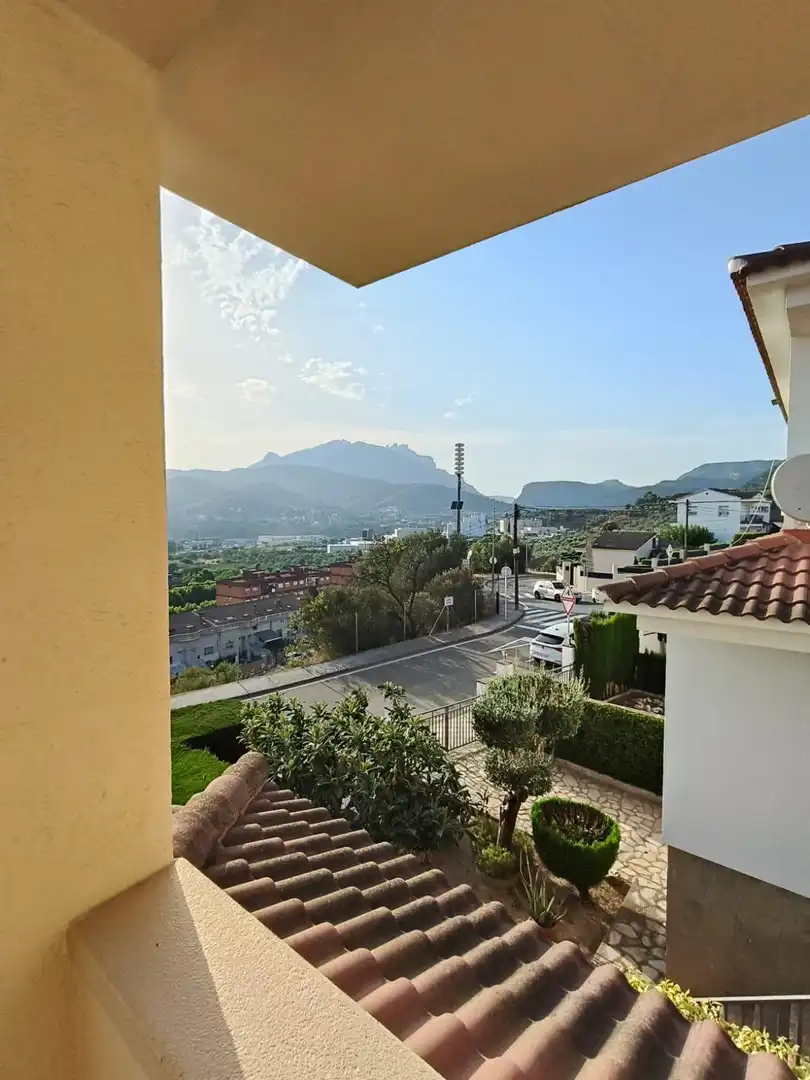 Adossat amb terrassa en venda a Olesa de Montserrat, imagen 40