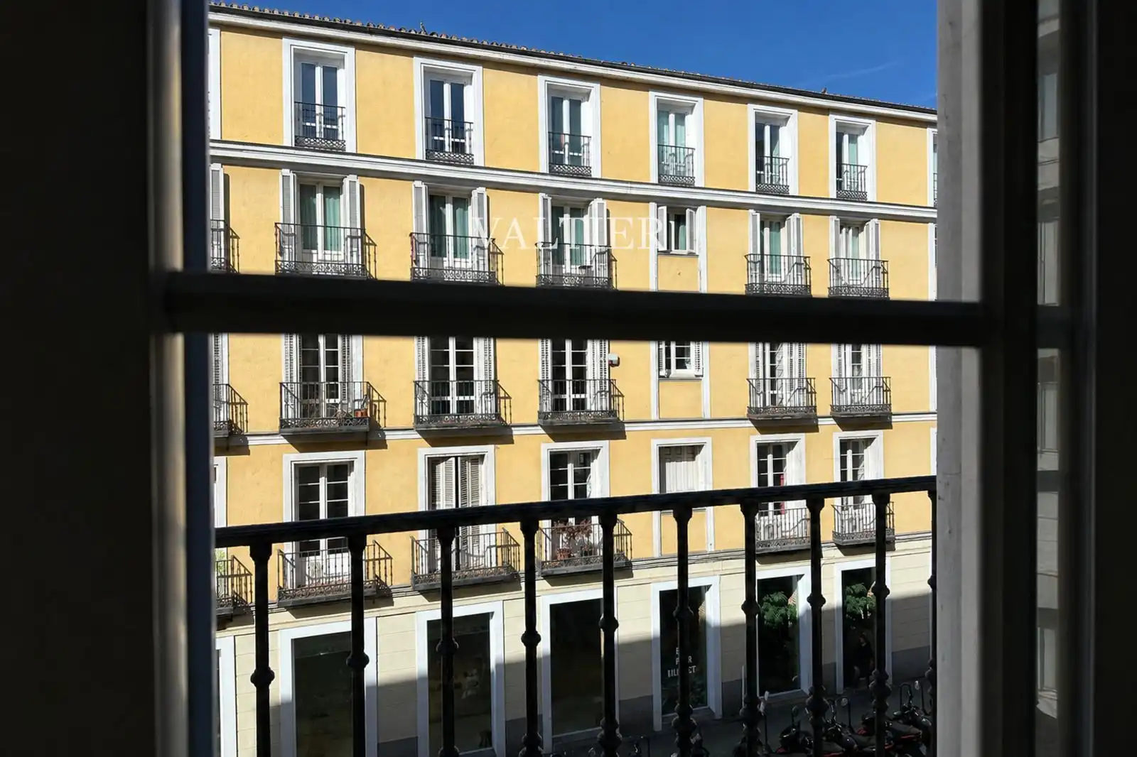 Vista exterior de Piso de alquiler en Madrid con Aire acondicionado