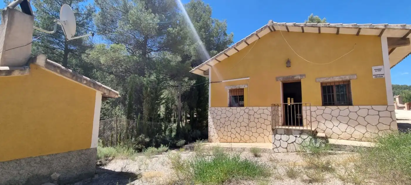 Exterior view of Houses for sale in Nerpio, Albacete