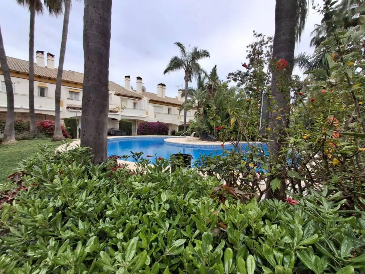 Exterior view of Detached homes for sale in Marbella  with Terrace and Community pool