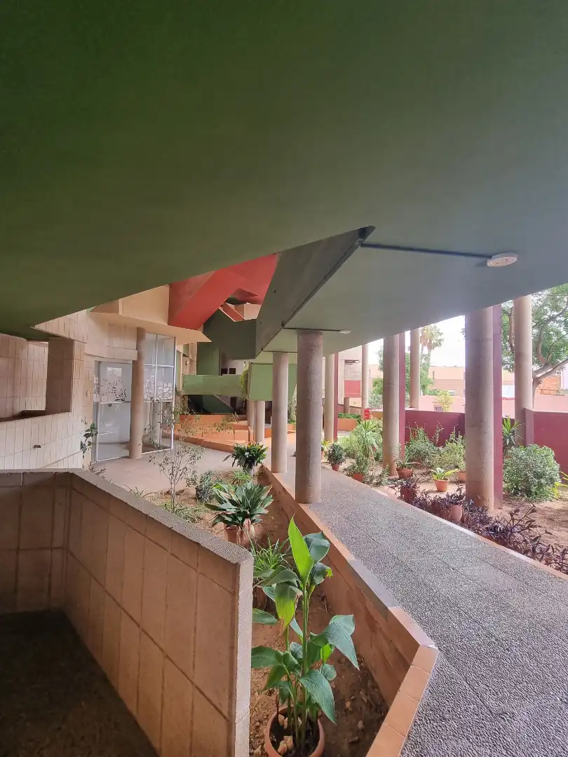Vista exterior de Planta baja en venta en Manises con Trastero y Balcón