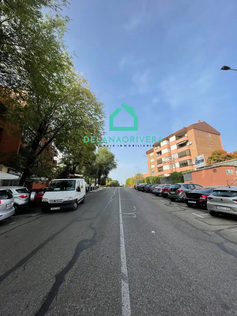 Exterior view of Garage for sale in Alcobendas