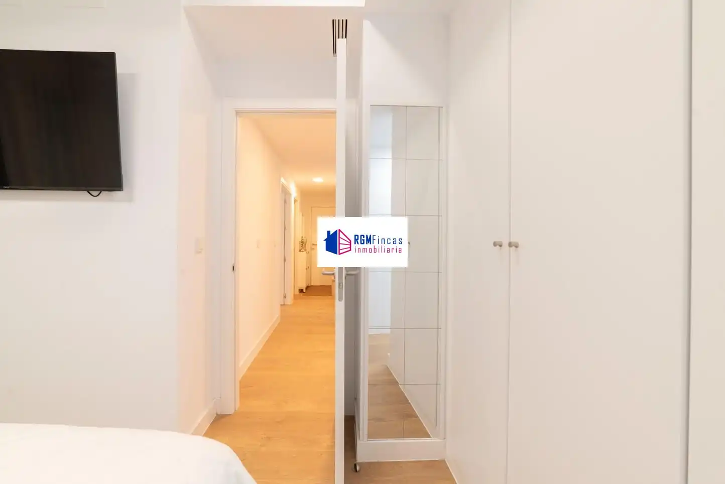 Piso en venta en Sevilla con Aire acondicionado, Calefacción y Jardín privado
