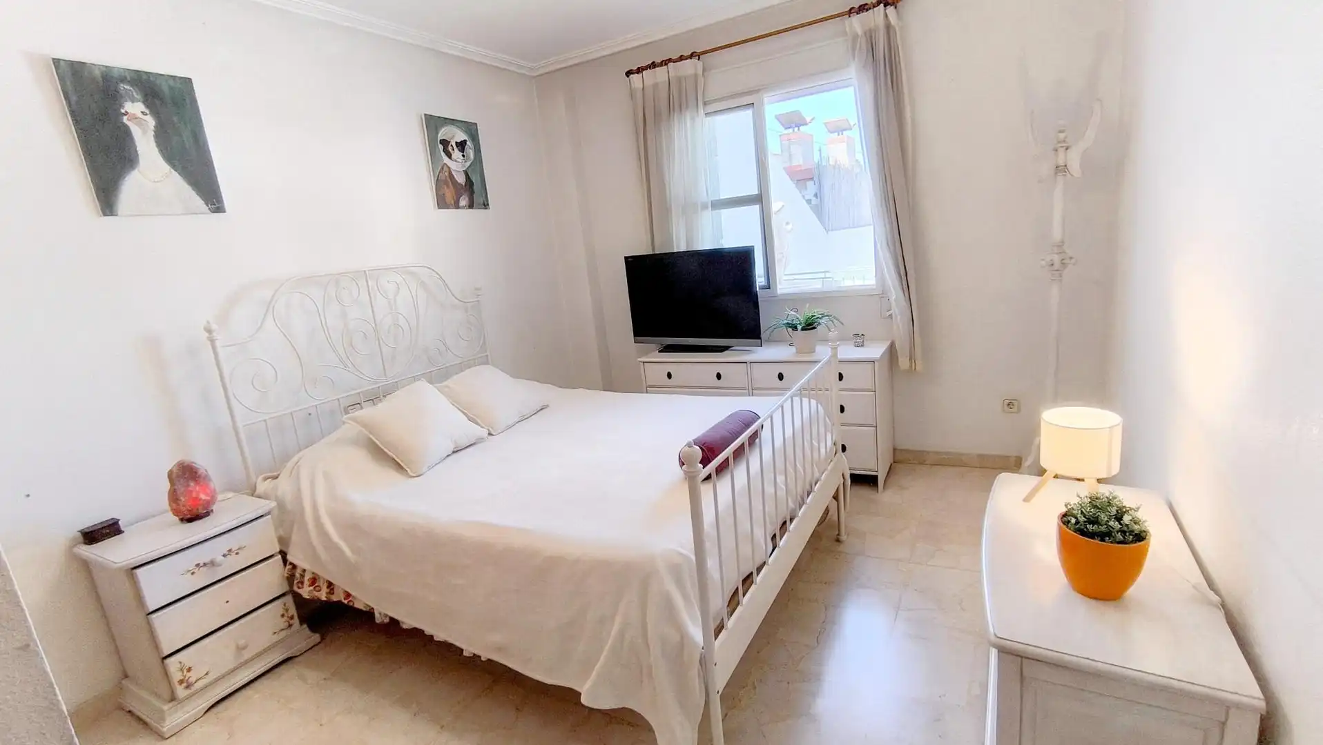 Habitación de Casa o chalet en venta en Murcia con Terraza, Piscina y Balcón