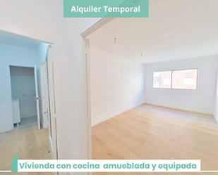 Bedroom of Flat to rent in Badalona  with Oven and Pets allowed