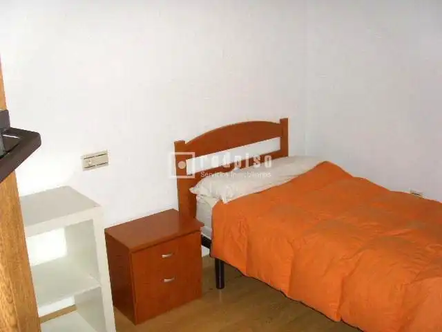 Bedroom of Flat for rent in Málaga  with Air Conditioner, Heating and Private garden