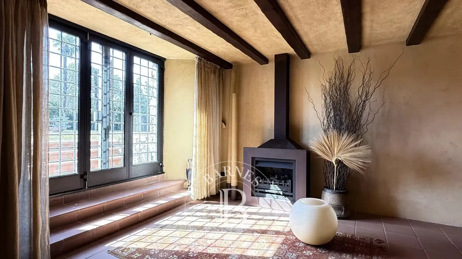 Sala d'estar de Casa o xalet en venda en Montornès del Vallès amb Aire condicionat, Calefacció i Jardí privat