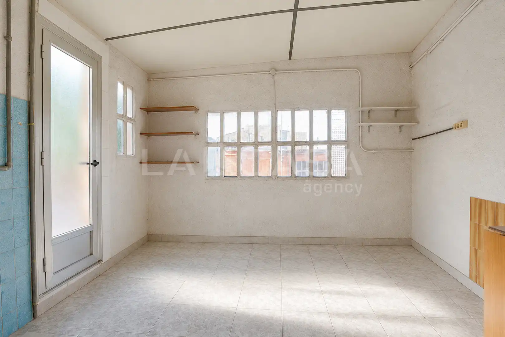 Casa adosada en venta en Granollers con Calefacción, Terraza y Trastero