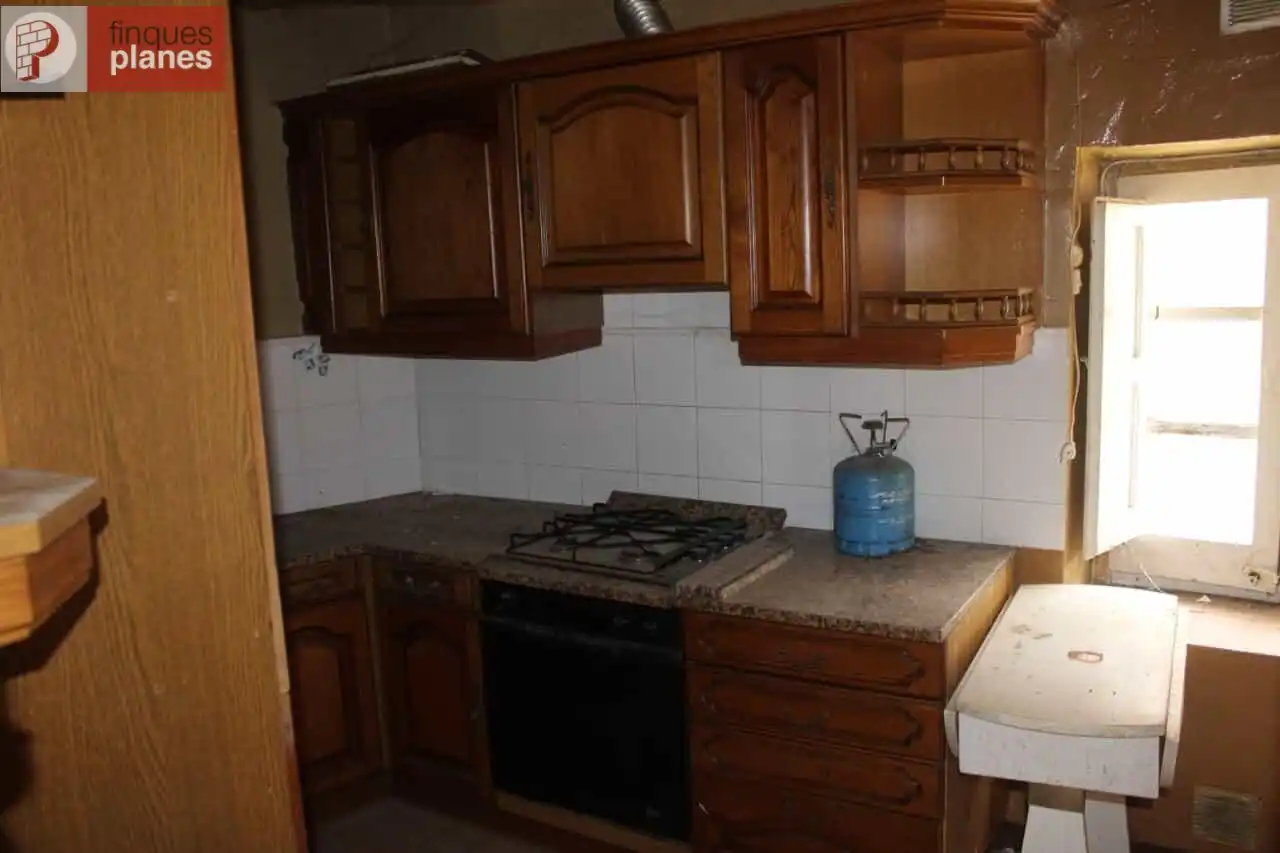 Cuina de Casa o xalet en venda en La Seu d'Urgell amb Traster i Moblat