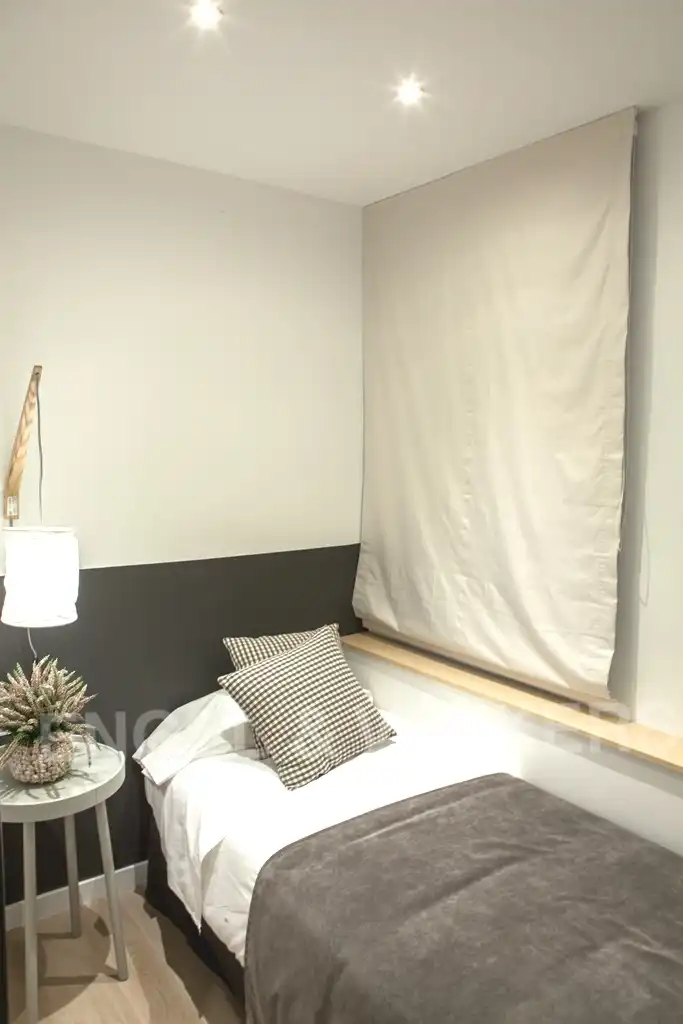 Bedroom of Flat for rent in Eixample