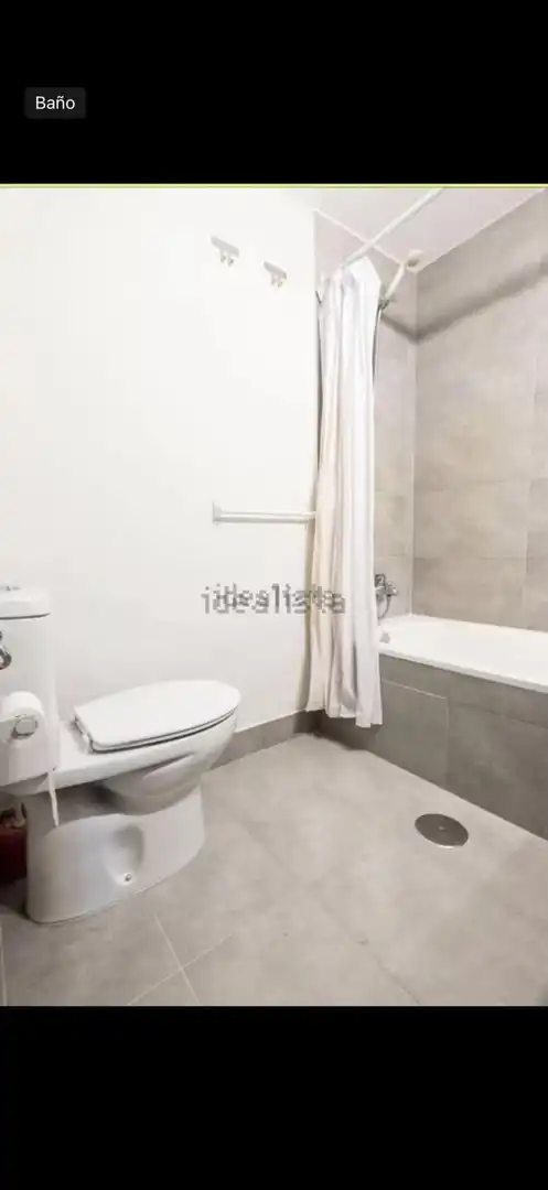 Bathroom of Flat for rent in Chamartín
