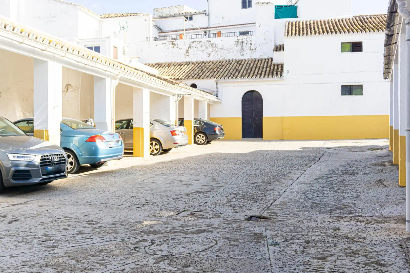 Aparcament de Casa o xalet en venda en Montellano amb Aire condicionat, Jardí privat i Terrassa