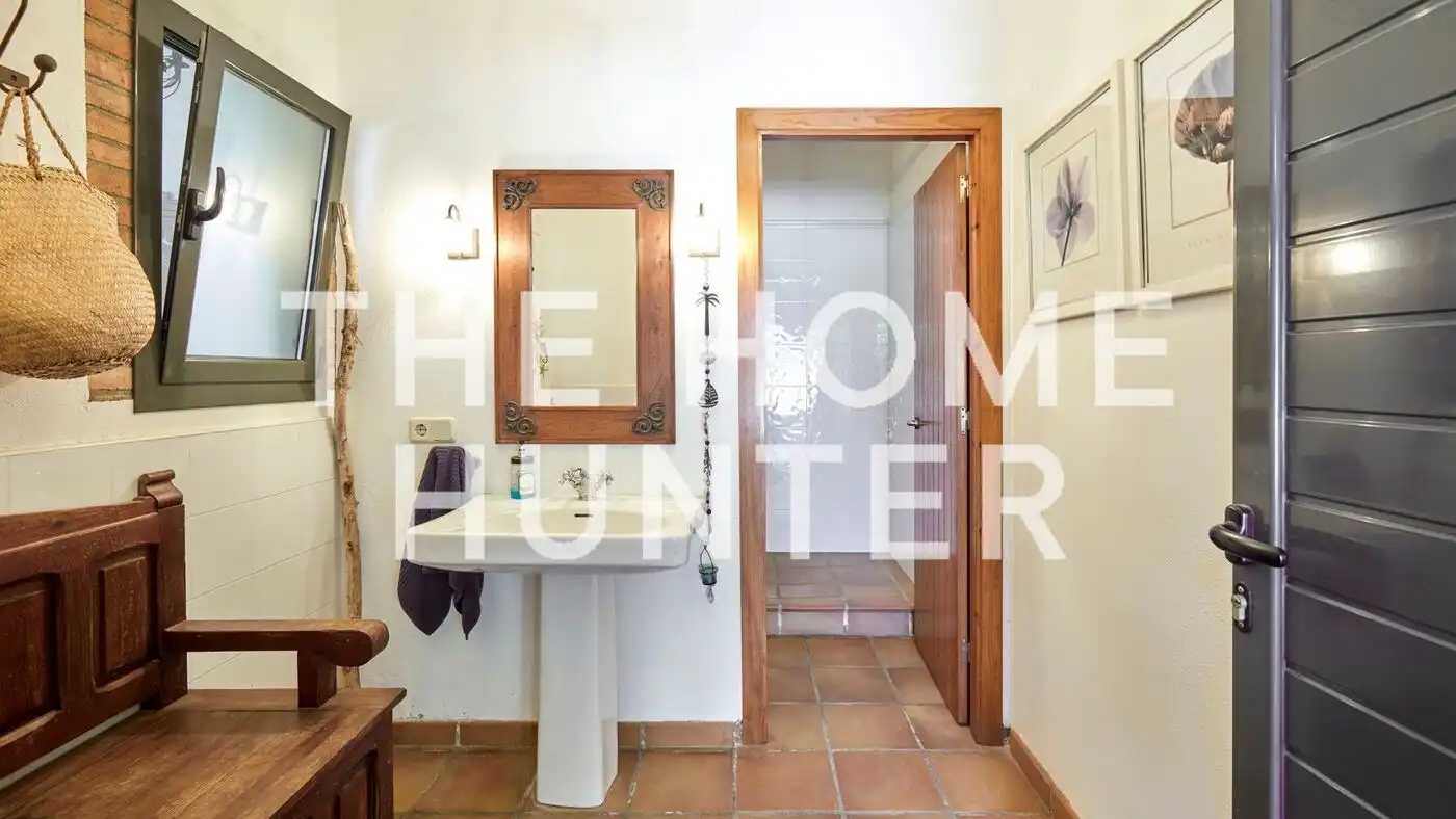 Houses for sale in Ventalló  with Air Conditioner, Heating and Private garden
