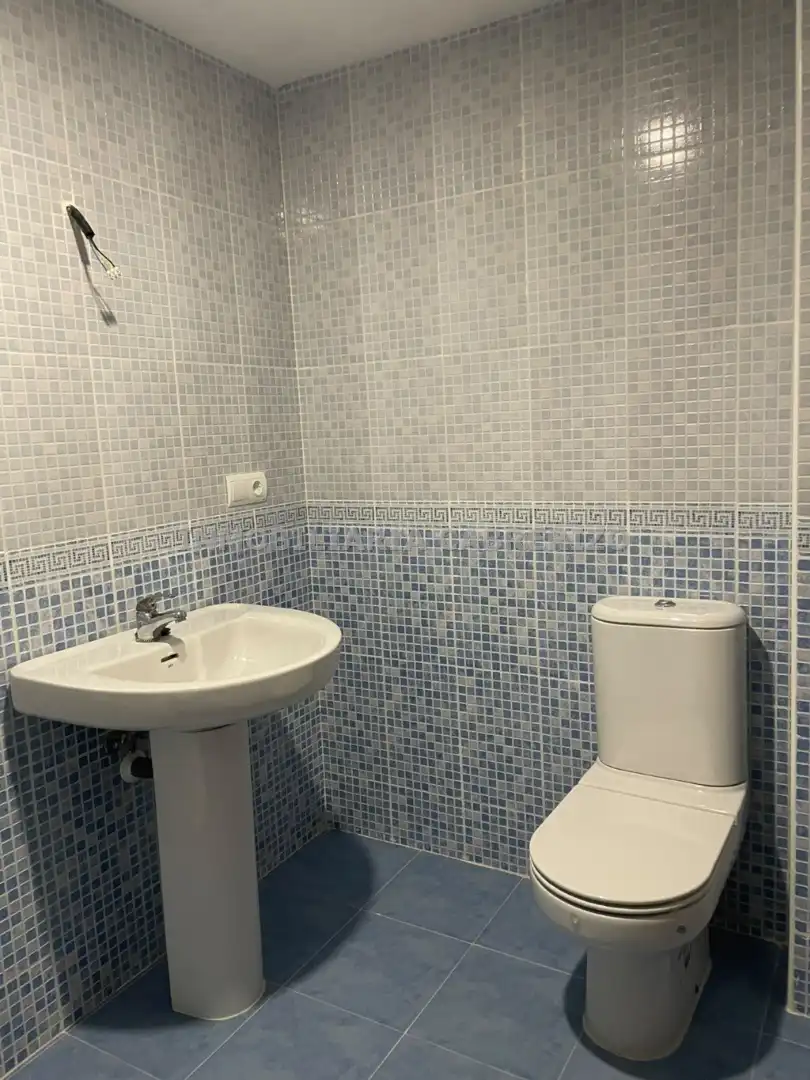 Bathroom of Flat for sale in Sojuela, La Rioja