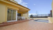 Jardí de Casa o xalet en venda en Deltebre amb Terrassa, Piscina i Balcó