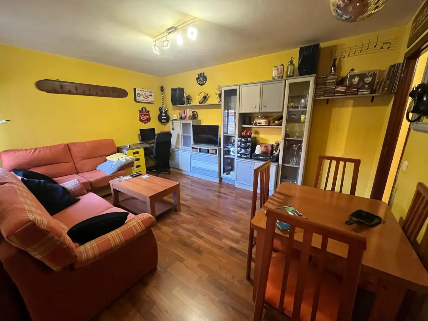 Sala d'estar de Apartament en venda en Cigales amb Calefacció