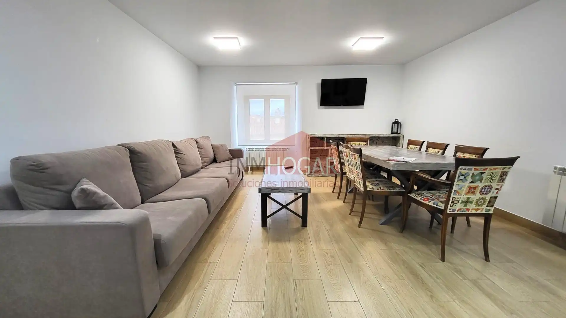 Sala de estar de Piso en venta en Ávila con Calefacción, Trastero y Balcón