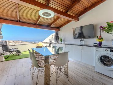 Maison mitoyenne avec piscine à vendre à Alemania