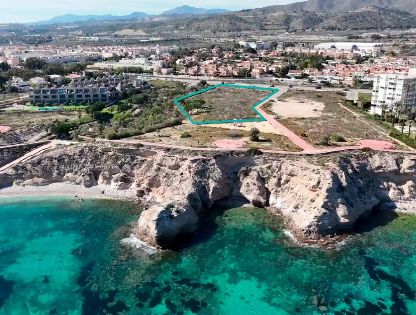 Villa con piscina in vendita a Pueblo Español - Coveta Fumá, imagen 11