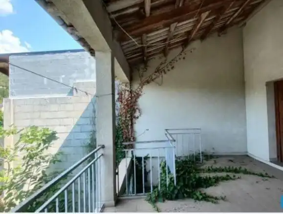 Casa o xalet en venda a Compostilla - Columbrianos