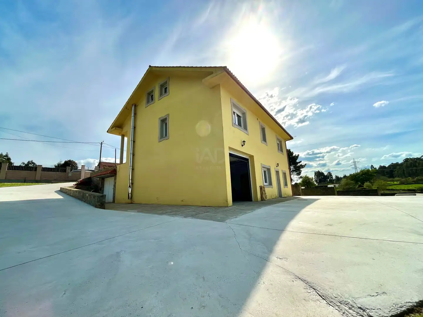 Vista exterior de Casa o chalet en venta en Coirós con Calefacción y Terraza