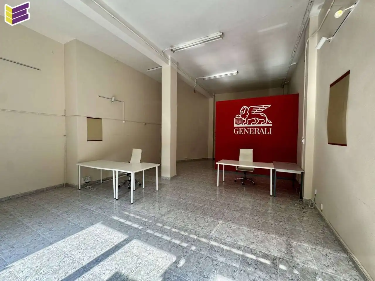 Gewerbefläche zur Miete in Calle Peinador 7