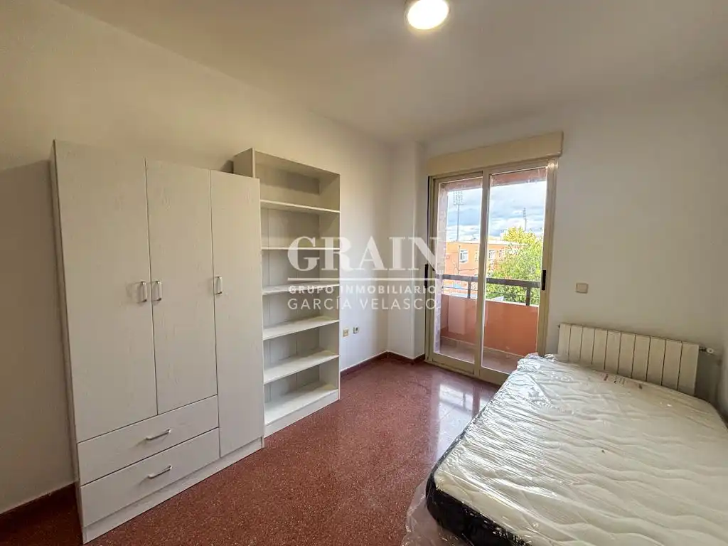 Habitación de Piso de alquiler en Albacete con Calefacción